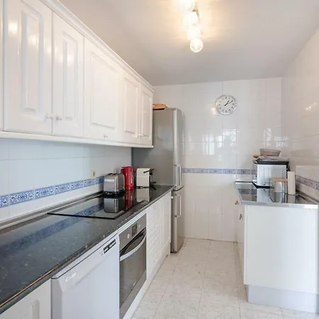 Apartment Luxury Two Bed In El Dorado, Puerto Banus *